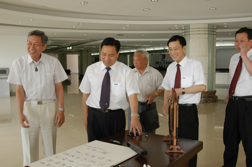 J9���ŵ���,J9���ŵ�������,�й�J9���ŵ�������